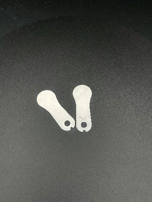Produsen OEM yang disesuaikan dari berbagai bagian stamping perangkat keras logam Plat katup