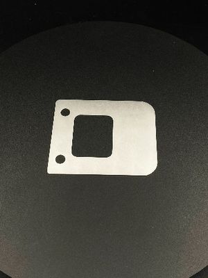 Bahan stainless steel yang disesuaikan untuk ukuran Bagian stamping suku cadang otomotif yang disesuaikan