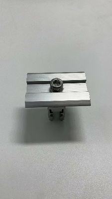 Pemasangan suku cadang mesin CNC untuk komponen stamping pabrik